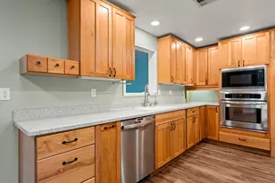 907 Comet Ave, Central Point, OR 97502 - Photo 12