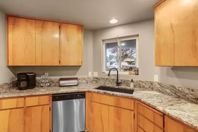 438 Westminster Drive, Eagle Point, OR 97524 - Photo 10