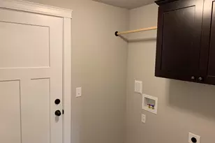 449 Spring Valley Dr, Medford, OR 97501 - Photo 16