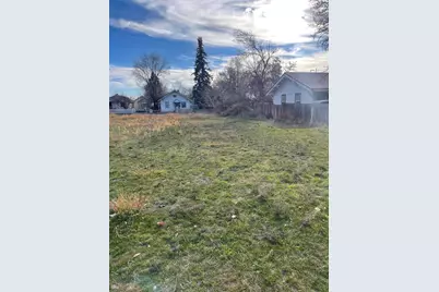 Vine Avenue #497,498, Klamath Falls, OR 97601 - Photo 2