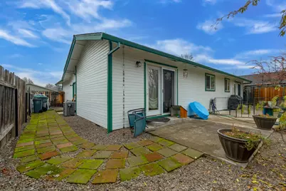 613 Glenn Way, Central Point, OR 97502 - Photo 24