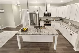 3129 Monaco Ct, Medford, OR 97504 - Photo 12