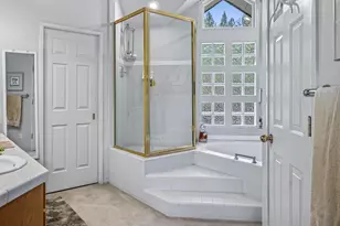 19745 Mt Bachelor Ct, Bend, OR 97702 - Photo 28