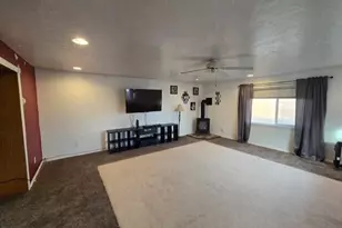2310 W Antler Ave, Redmond, OR 97756 - Photo 6