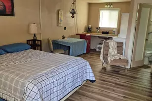 755 S Canyon Blvd, John Day, OR 97845 - Photo 2