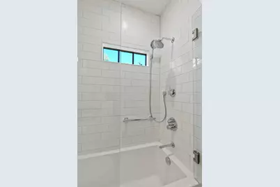 827 NW Delaware Avenue, Bend, OR 97703 - Photo 36