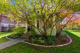 827 NW Delaware Ave, Bend, OR 97703 - Photo 48