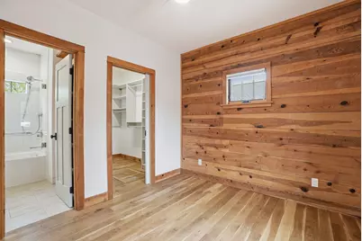 827 NW Delaware Avenue, Bend, OR 97703 - Photo 34
