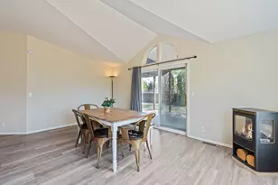 604 NE Shoshone Dr, Redmond, OR 97756 - Photo 18