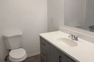 326 Debra Ln, Grants Pass, OR 97527 - Photo 12