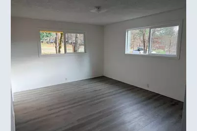 326 Debra Lane, Grants Pass, OR 97527 - Photo 8