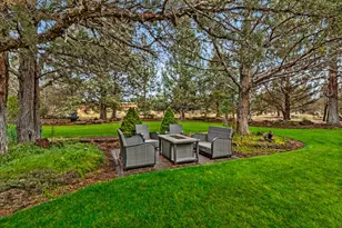 18070 Cascade Estates Dr, Bend, OR 97703 - Photo 34