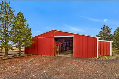 18070 Cascade Estates Drive, Bend, OR 97703 - Photo 4