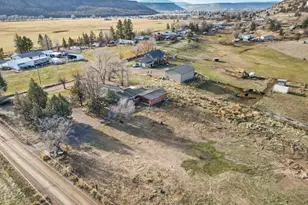643 NE Coles Rd, Prineville, OR 97754 - Photo 40