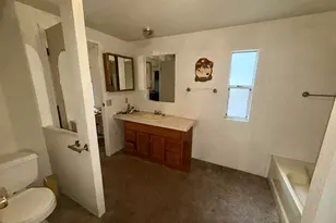 360 Hessar St, Grants Pass, OR 97527 - Photo 16