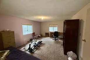 360 Hessar St, Grants Pass, OR 97527 - Photo 14