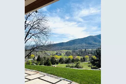 6015 Dark Hollow Road, Medford, OR 97501 - Photo 86