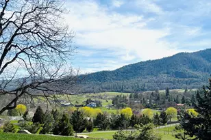 6015 Dark Hollow Rd, Medford, OR 97501 - Photo 86