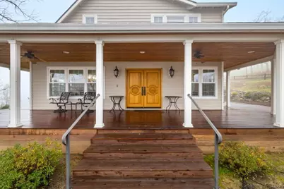 6015 Dark Hollow Road, Medford, OR 97501 - Photo 6