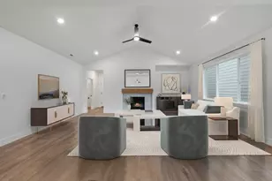 3610 NE Desert Juniper Ln, Bend, OR 97701 - Photo 2