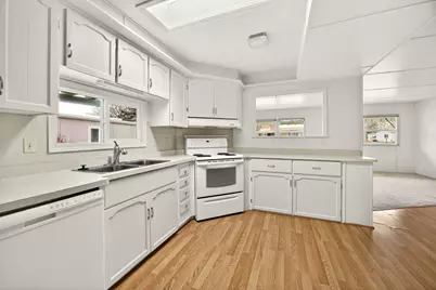 2252 Table Rock Road #SPC 151, Medford, OR 97501 - Photo 8