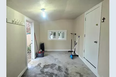 130 W Obrien Street, O'Brien, OR 97534 - Photo 22