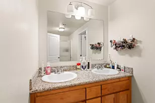 545 N Heights Dr, Eagle Point, OR 97524 - Photo 20