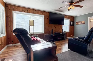 279 SE Willowdale Dr, Prineville, OR 97754 - Photo 4