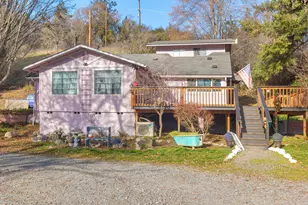 9395 Hwy 238, Jacksonville, OR 97530 - Photo 2