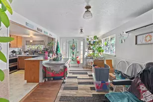 9395 Hwy 238, Jacksonville, OR 97530 - Photo 4