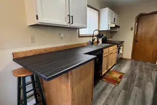 649 Front St, Klamath Falls, OR 97601 - Photo 12