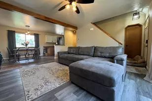 649 Front St, Klamath Falls, OR 97601 - Photo 8