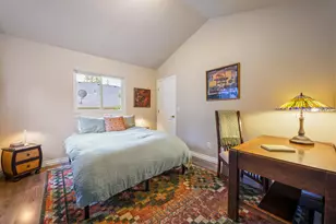 2463 NW Monterey Pines Dr, Bend, OR 97703 - Photo 18