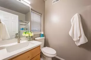 2463 NW Monterey Pines Dr, Bend, OR 97703 - Photo 24