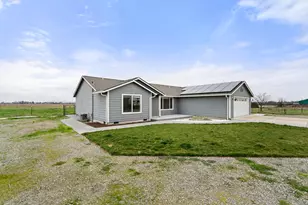 597 Bigham Brown Rd, Eagle Point, OR 97524 - Photo 26