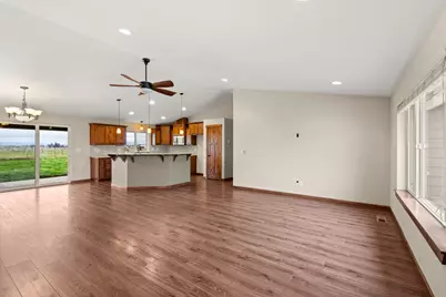 597 Bigham Brown Road, Eagle Point, OR 97524 - Photo 4