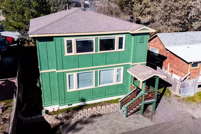 919 NW Portland Avenue, Bend, OR 97703 - Photo 2