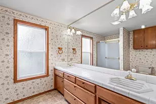 4231 Tamarack Dr, Medford, OR 97504 - Photo 22