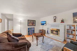 166 Mace Rd, Medford, OR 97501 - Photo 6