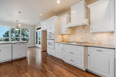 3269 NW Fairway Heights Drive, Bend, OR 97703 - Photo 14