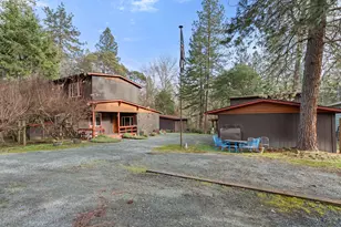 1608 Foots Creek R Fork Rd, Gold Hill, OR 97525 - Photo 2