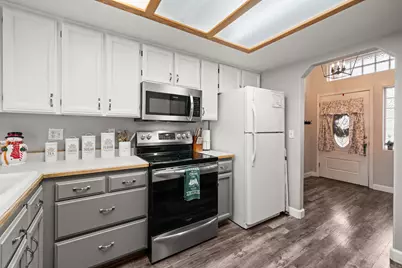 2754 Juanita Avenue, Medford, OR 97504 - Photo 8