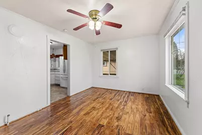 609 SE Riverside Avenue, Grants Pass, OR 97526 - Photo 6