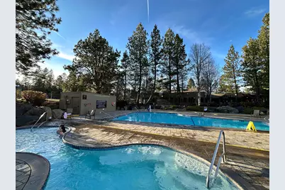 18575 SW Century Drive #2035, 2036, Bldg. 20, Bend, OR 97702 - Photo 16