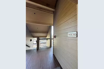 18575 SW Century Drive #2035, 2036, Bldg. 20, Bend, OR 97702 - Photo 2