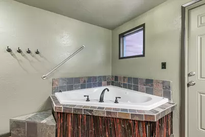 443 Conestoga Circle, Jacksonville, OR 97530 - Photo 40