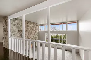 443 Conestoga Cir, Jacksonville, OR 97530 - Photo 6