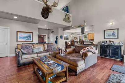 9001 SW Desert Sage Lane, Powell Butte, OR 97753 - Photo 12