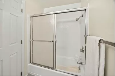 821 E 10th Street, Medford, OR 97504 - Photo 24