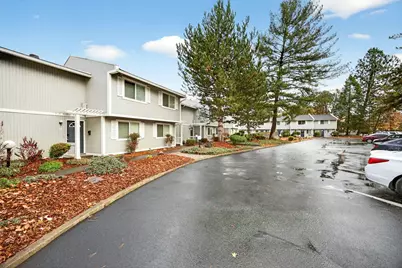 821 E 10th Street, Medford, OR 97504 - Photo 42